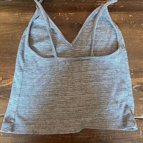 BRANDY MELVILLE grey cropped tank top - Picture 3 of 7